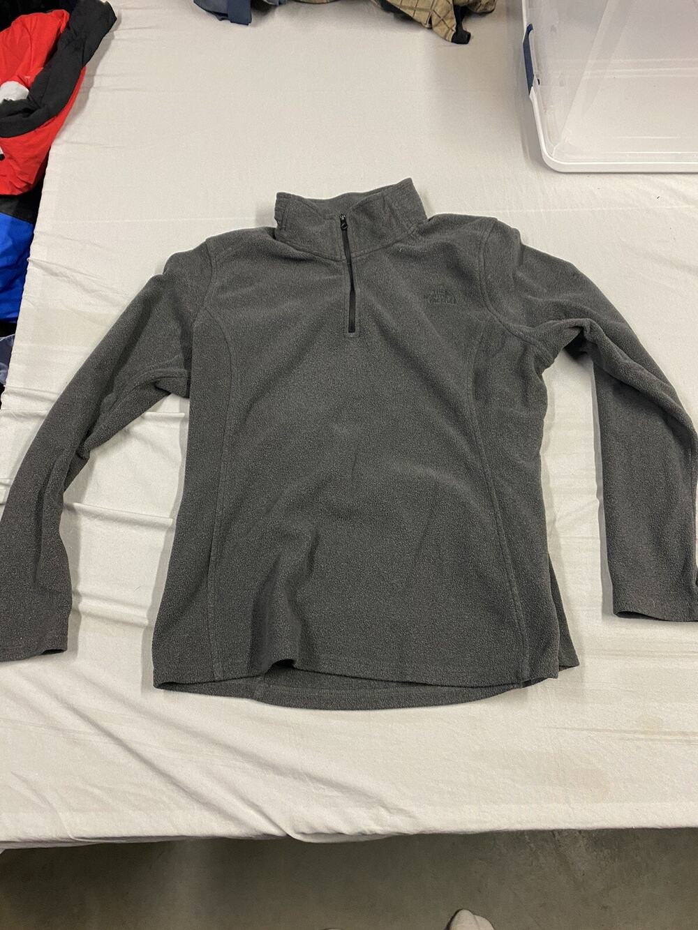 The North Face Women's Black Pull Over Fleece Sweater Jacket 1/4 Zip - Size L